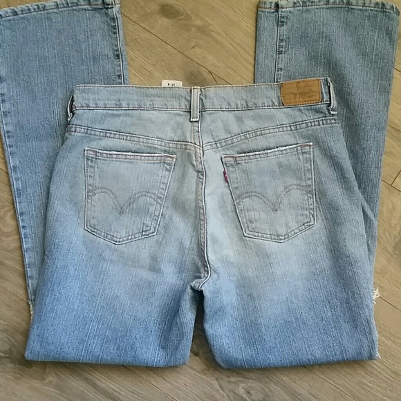 Vintage 1990s High Waist Levi's Stoned Mom Jeans - Picture 9 of 9